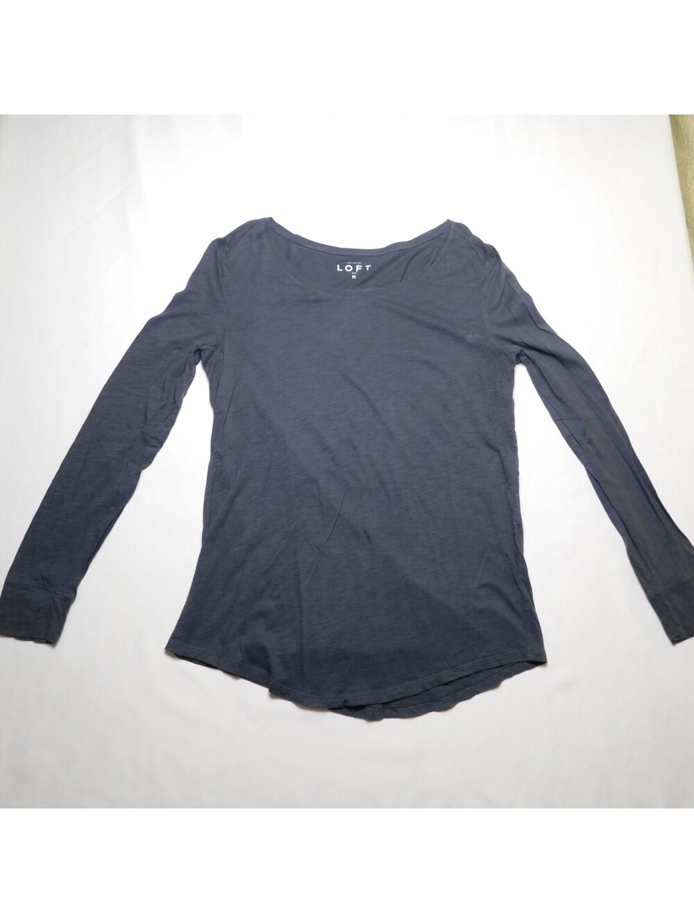 LOFT Ann Taylor Womens Medium Slate Black Slub Knit Long Sleeve Scoop Neck Tee